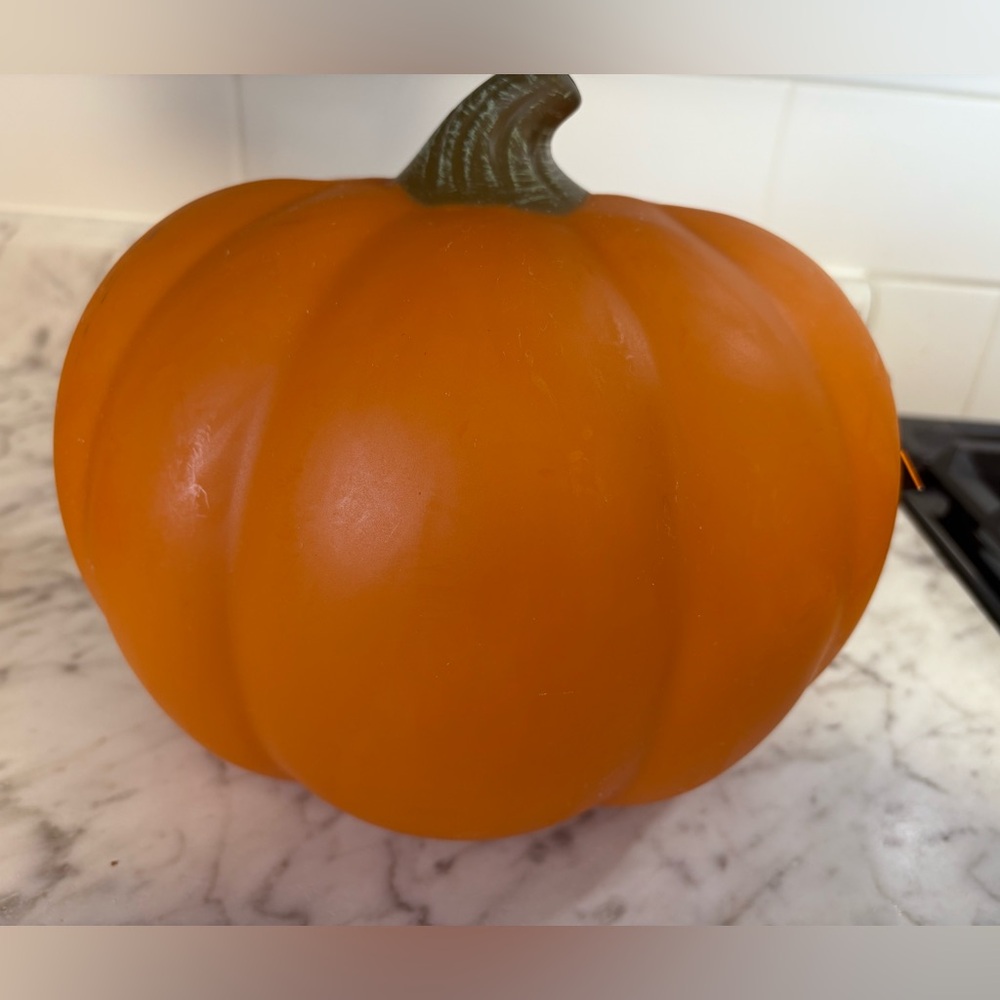 Hyde and Eek! Sound Activated Changing Face Pumpkin - Picture 12 of 12